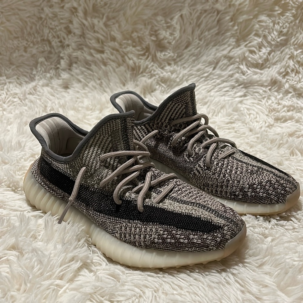 ‘ZYON’ YEEZY BOOST 270